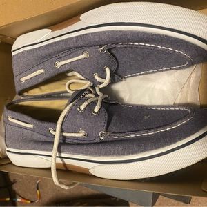 Sperry shoes worn a dozen times